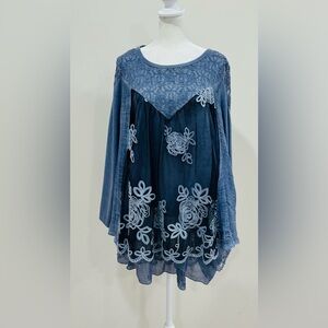 Feratelli Women’s Size L Blue Overlay Lace Lagenlook Blouse Multilayer‎